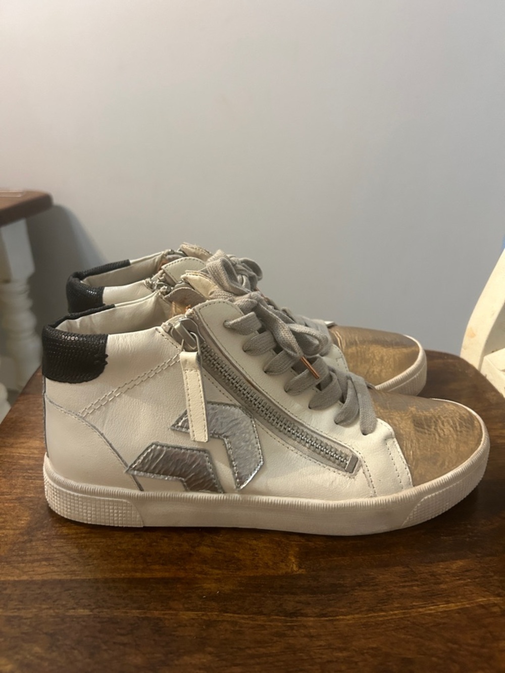 Dolce Vita Women's Zonya High-Top Platform Sneakers sz 8